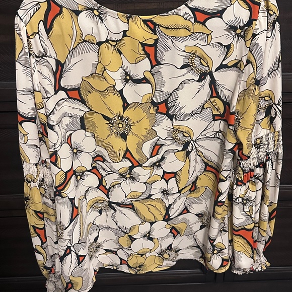 Cabi Sequel Blouse - Picture 4 of 4